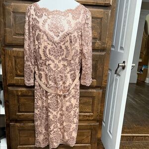 Tadashi Shoji Rose Lace Long Sleeve Dress